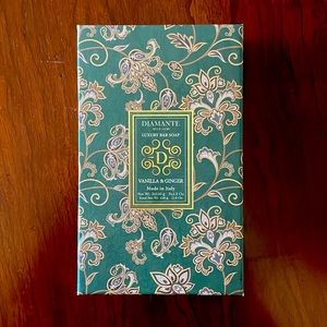 NWOT Vanilla & Ginger Diamante Luxury Bar Soap